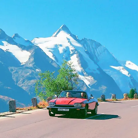 Almhuette Adlerhorst * 海利根布卢特